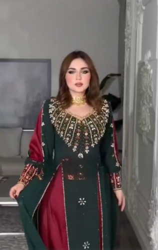 جلابية اللون اخضر نوع القماش شيفون جورجيت أضافه ال...