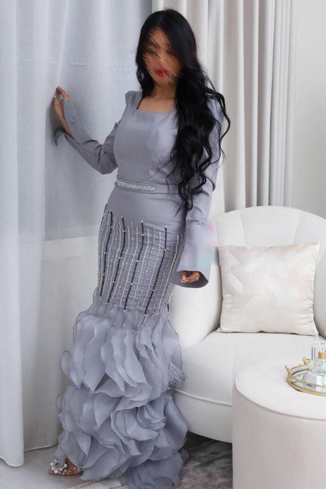 فساتين سهرة - فساتين نسائية - متجر فساتين - فستان رصاصي - فستان نسائي