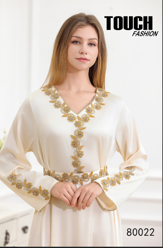 اكتشفي أحدث صيحات الجلابيات الفخمة لهذا الموسم