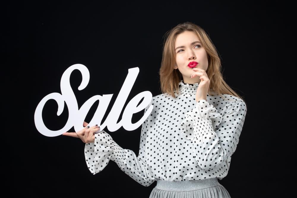 التخفيضات والعروض الخاصة باليوم الوطني 95 لدى نسمات | تسوقي أناقة بلا حدود