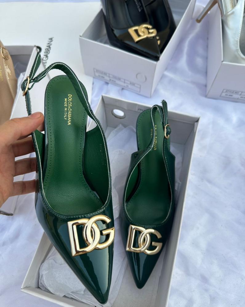 حذاء DG نسائي