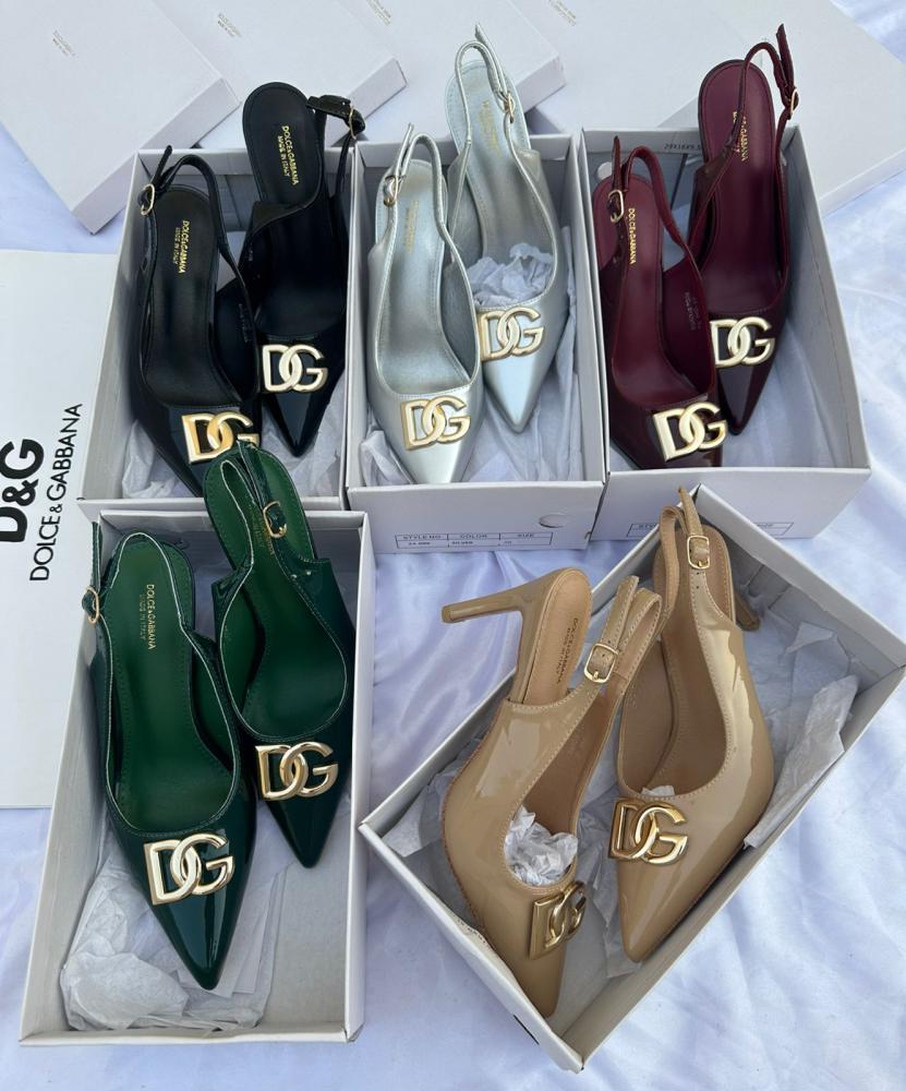 حذاء DG نسائي