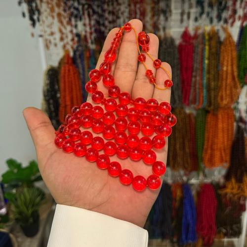 كاست احمر