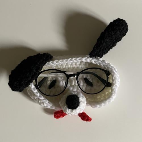 حامل نظارات snoopy