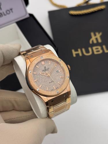 ساعة يد Hublot