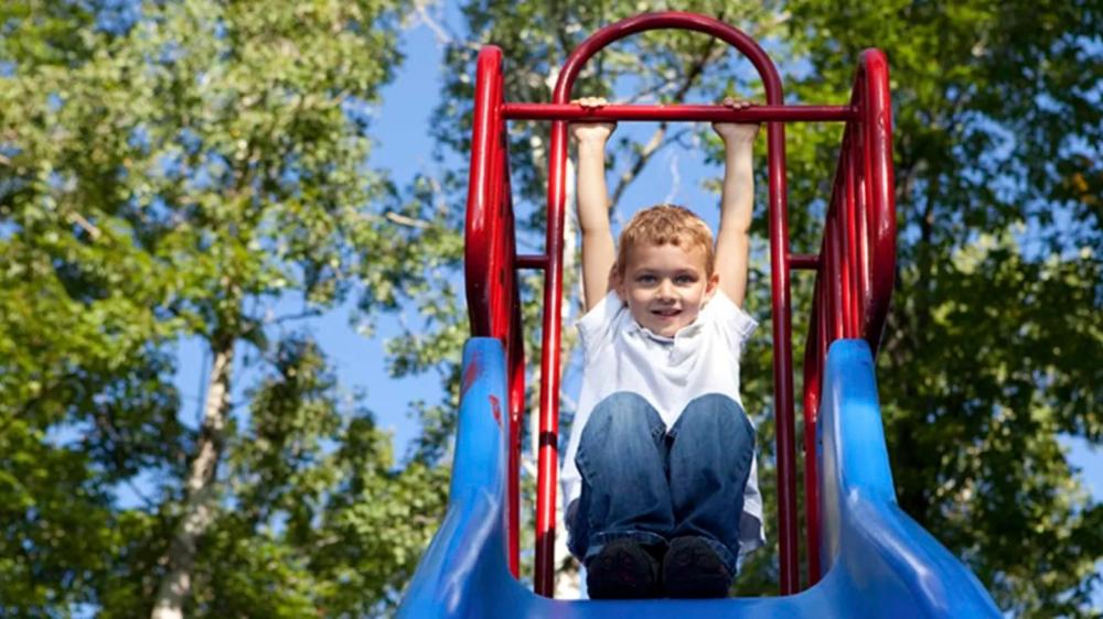 فوائد اللعب في الهواء الطلق: 5 أشياء مذهلة ستحدث لطفلك!