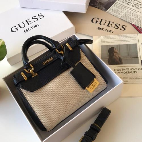 Guess-اسود مع بيج