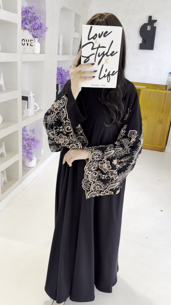 نص كلوش بتدخيلة نقوش فخمة -756