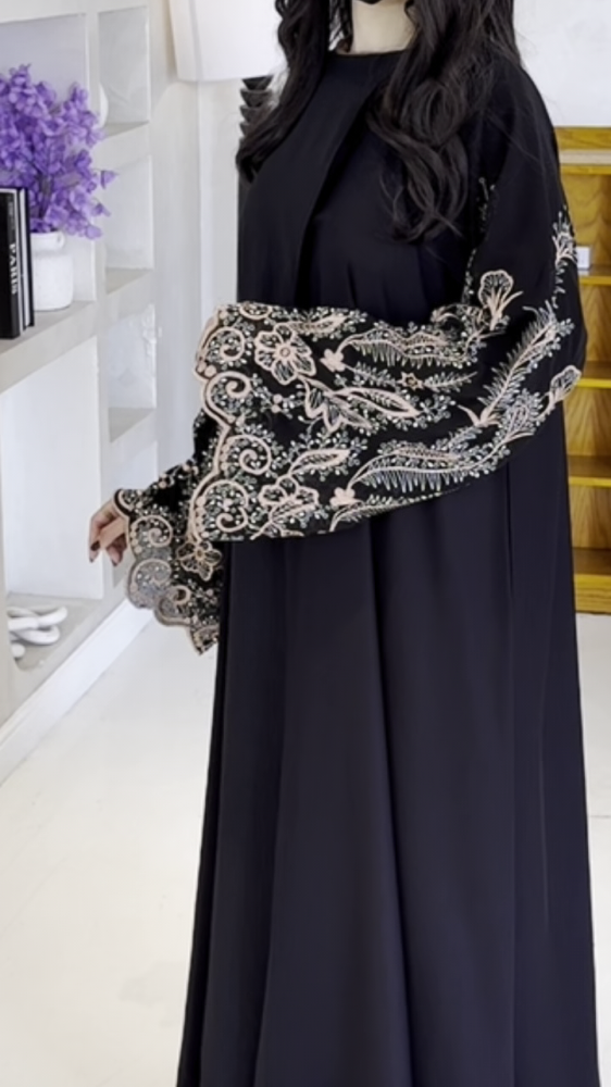 نص كلوش بتدخيلة نقوش فخمة -756