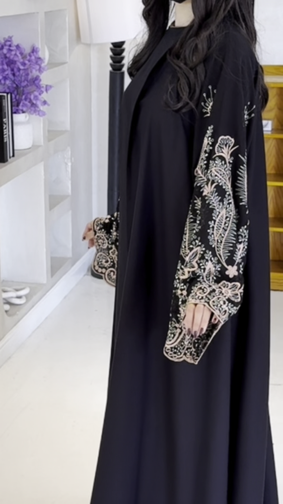 نص كلوش بتدخيلة نقوش فخمة -756