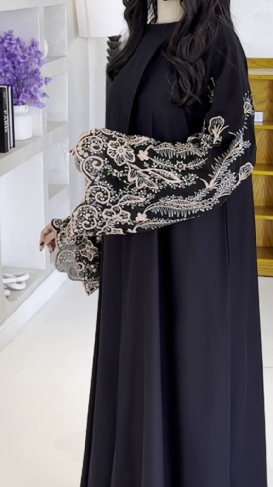 نص كلوش بتدخيلة نقوش فخمة -756