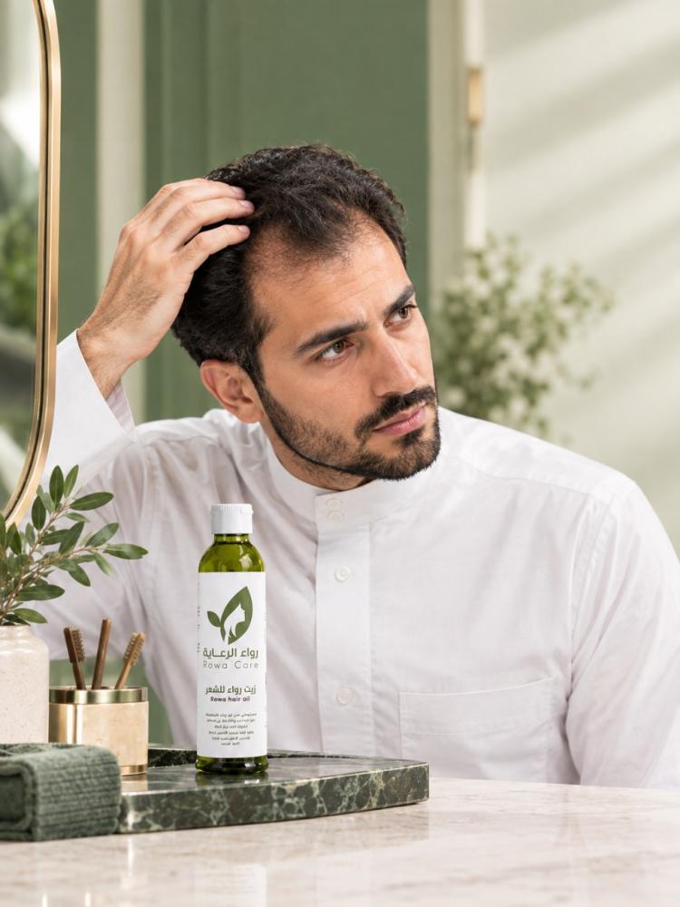 تساقط الشعر عند الرجال من الأمام: الأسباب والعناية ومتى تحتاج إلى طبيب