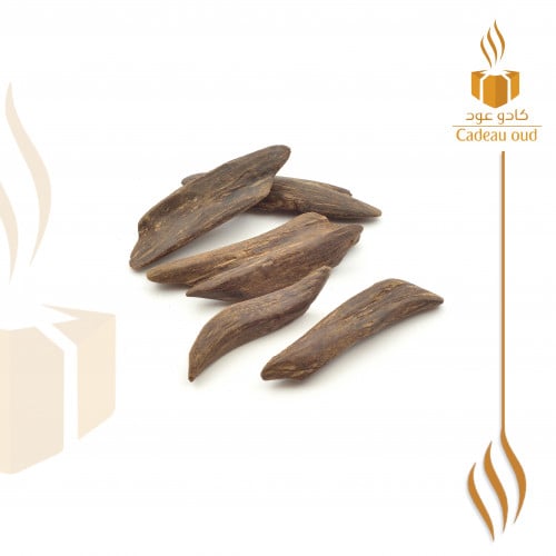 عود الأزرق فاخر