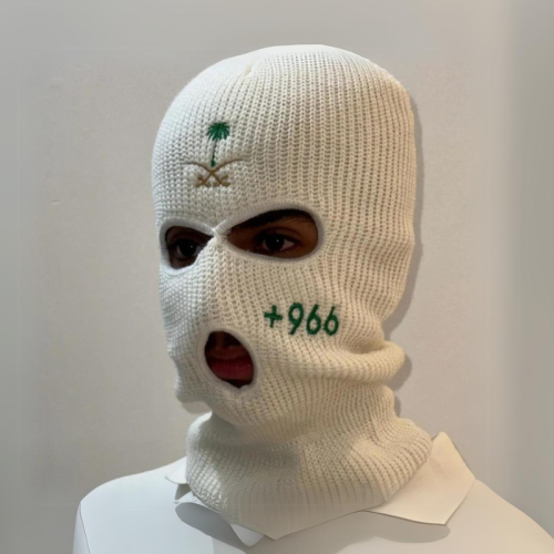 قناع سعودي ابيض
