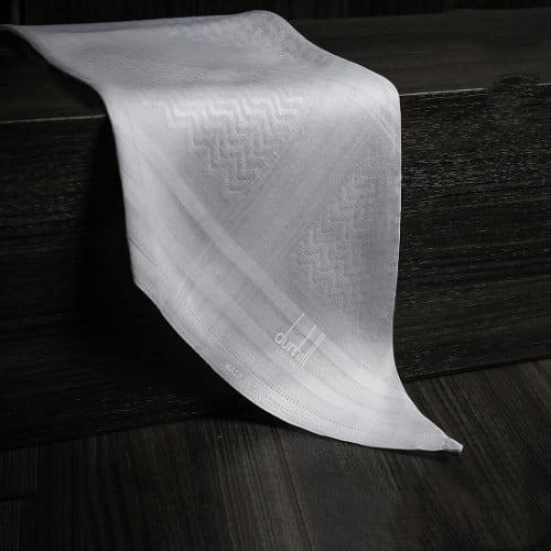 ثلاث اشمغة دنهل كلاسيك آخر اصدار بسعر شماغ واحد