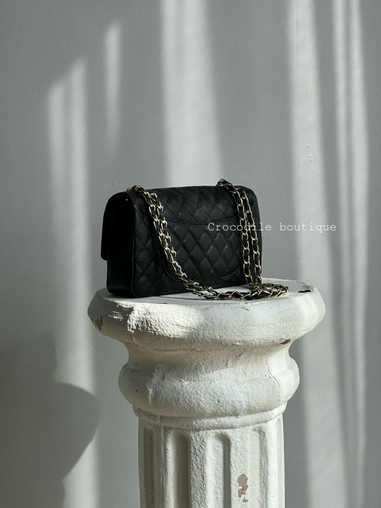 Chanel Star Bag Black Lambskin Light Gold Hardware – Madison Avenue Couture