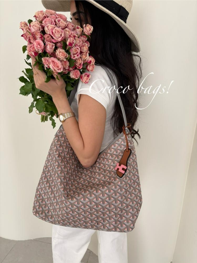 Goyard boheme hobo grey pink