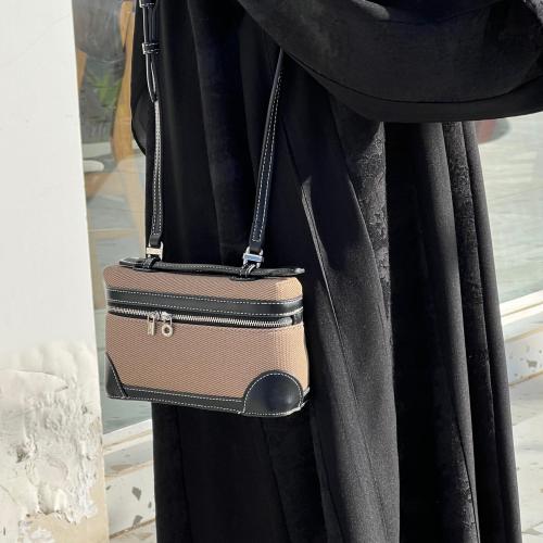 Beige & black bag