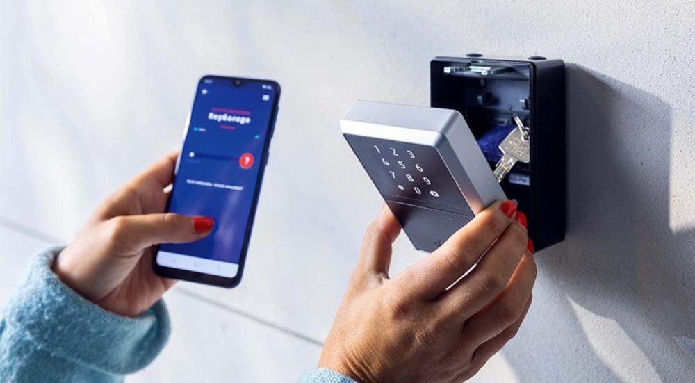 Smart key box