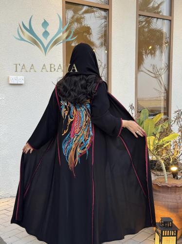 عباية كريب سبيشل تطريز يدوي ، القصة استريت