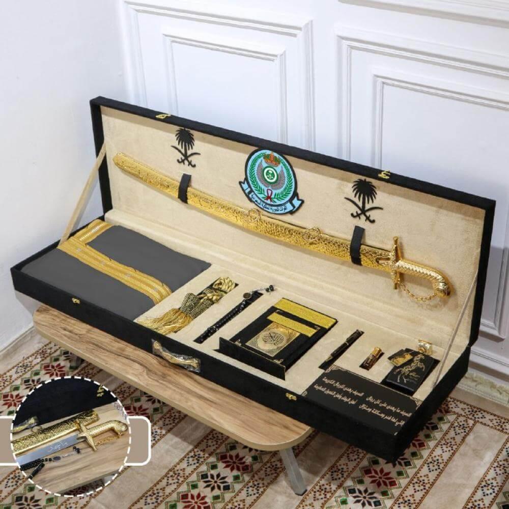 فخامة الاهداء بوكس التكريم الملكي