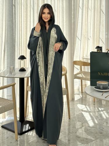 عباية اليوم الوطني