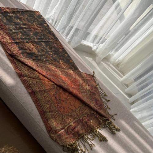 Ksh9 شال كشميري يلبس عالجهتين