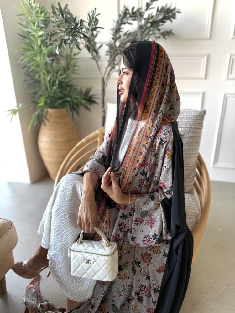 أفضل أقمشة العبايات في السعودية مقارنة شاملة بينهم