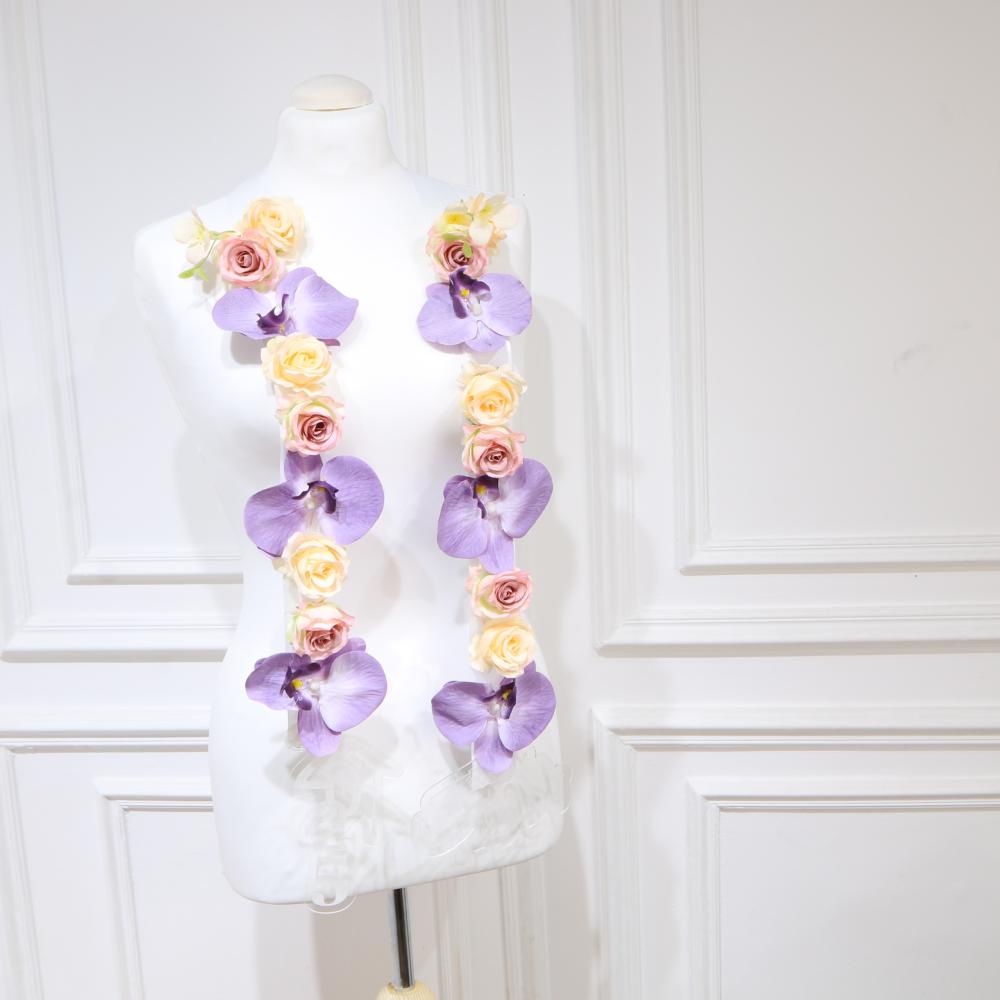 بوكس تخرج بكوس طوق مع استند تخرج