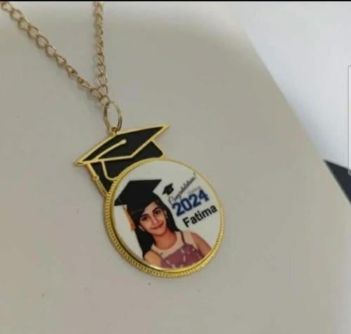 سلسال تخرج بالاسم والصوره
