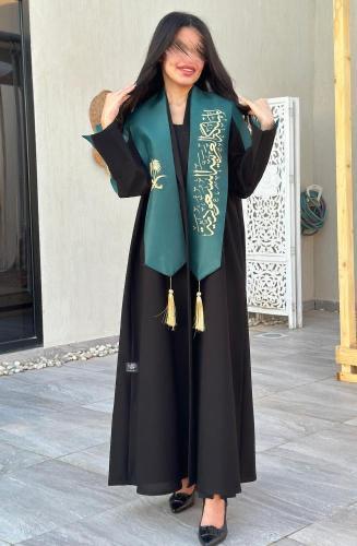 عباية اليوم الوطني مع الشال