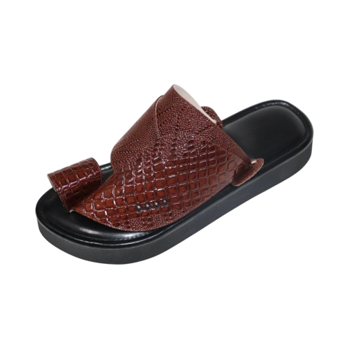 حذاء شرقي وطني