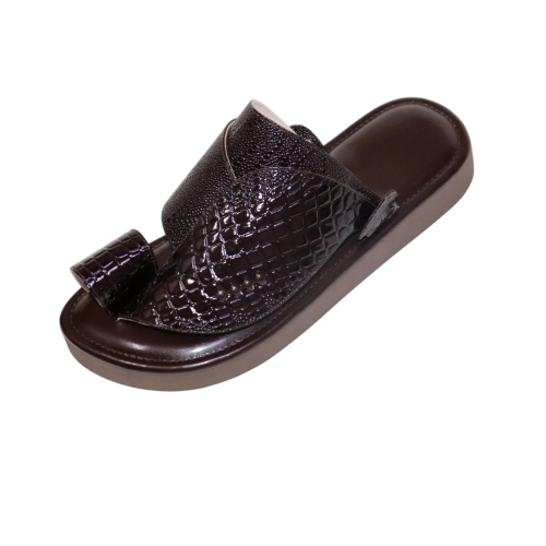 حذاء شرقي وطني