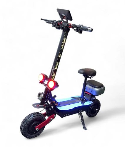 سكوتر الوحش  M11pro الجديد كليا بمحركين قويين  3000 واط دفع امامي وخلفي وشنطهX13