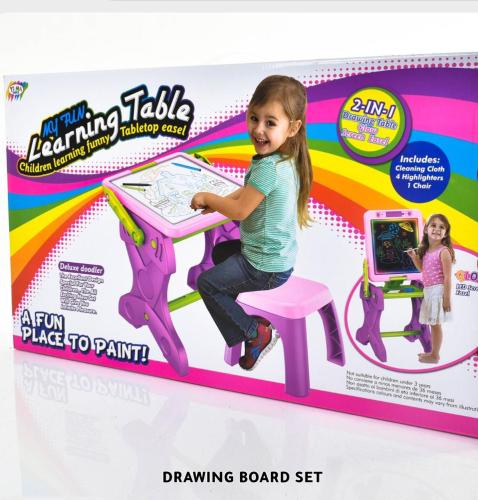 مكتب و طاولة رسم بناتي