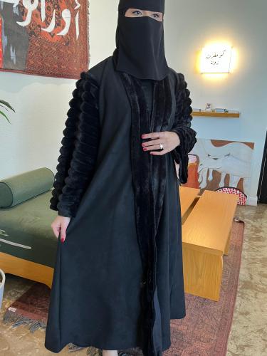 عبايه +طرحه