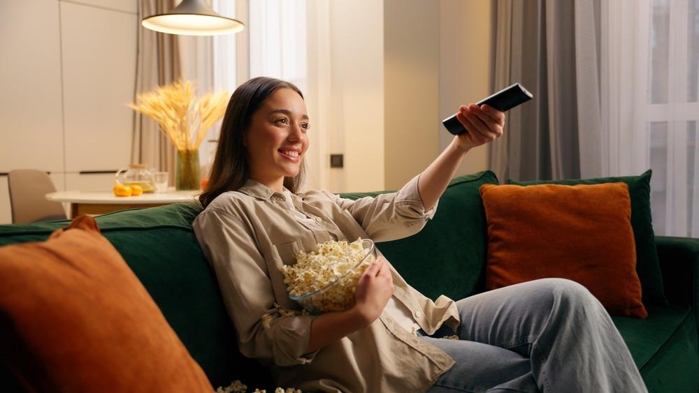 دليلك لاختيار افضل اشتراك iptv في السعودية متعة المشاهدة بدون تقطيع