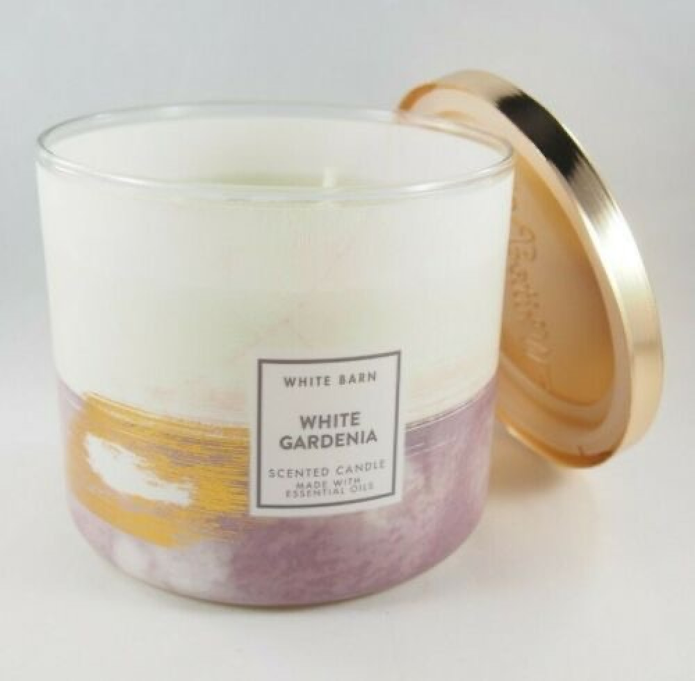 شمعة باث اند بودي ووركس(Bath&Body Works Candle) أطلبه الأن !