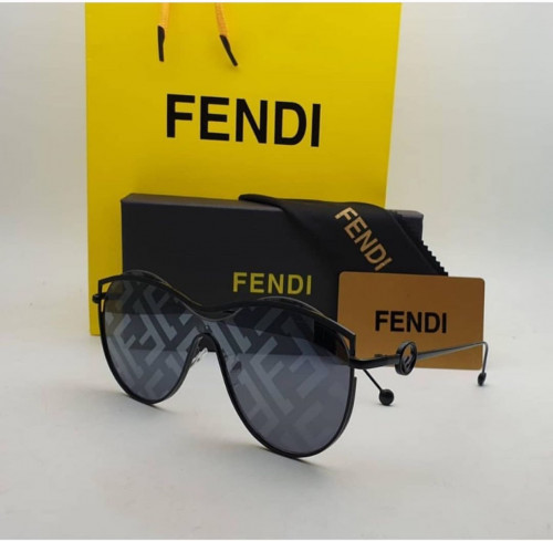 نظارة فندي  متوفر اللون الاسود فقط