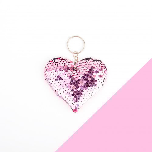 تعليقة ترتر وردي على شكل قلب