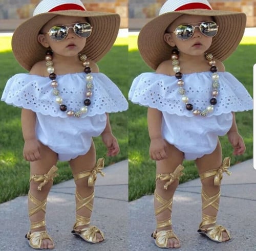 قطعة مميزة بكشكشة من الصدر وعلى الأكتاف