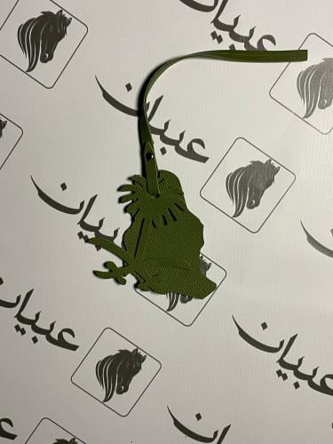 ميدالية مملكة الفخر - اخضر (اضافة احرف او صور)