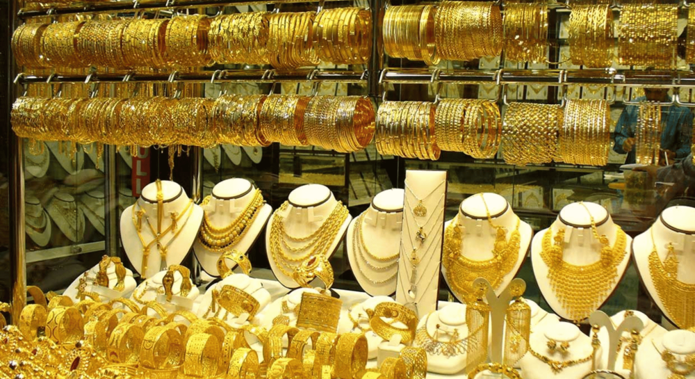 هل تختلف أسعار الذهب في السعودية من محل لآخر؟