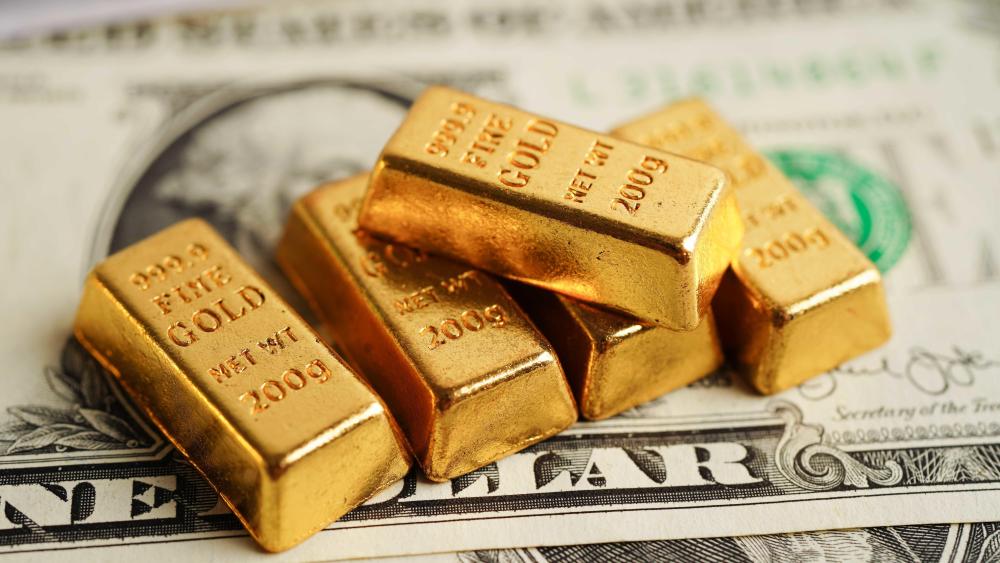 Why did the price of gold fall below $4200? And what does this mean for savers?