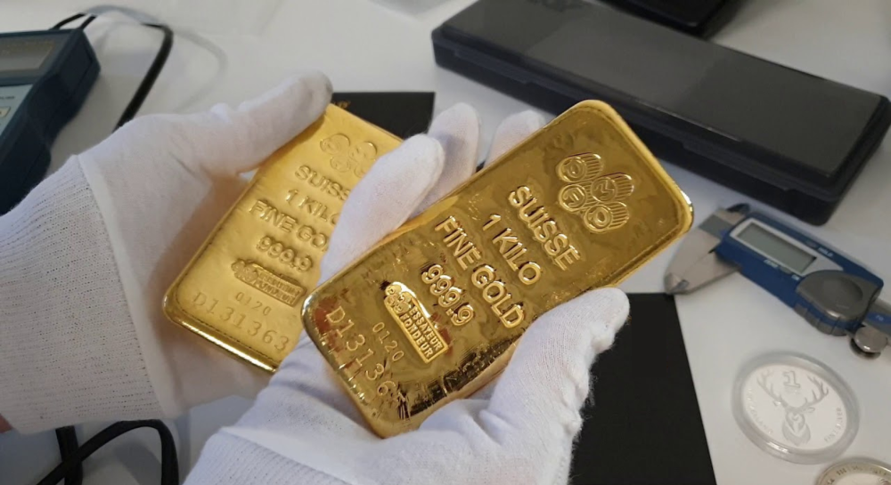 كل ما تحتاج معرفته عن سبائك الذهب PAMP Suisse
