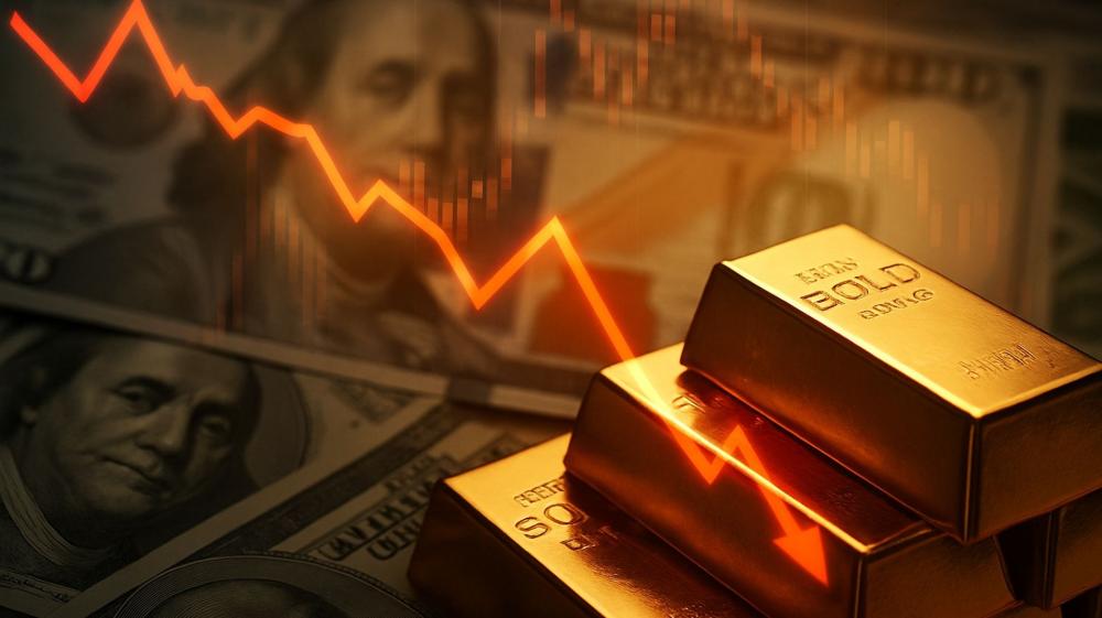 انخفاض سعر الذهب: الأسباب وما الذي يعنيه ذلك للمدخر السعودي؟