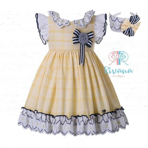 فستان الفخامة مع فيونكة بشريط مخطط على الصدر مع اكسسوار شعر