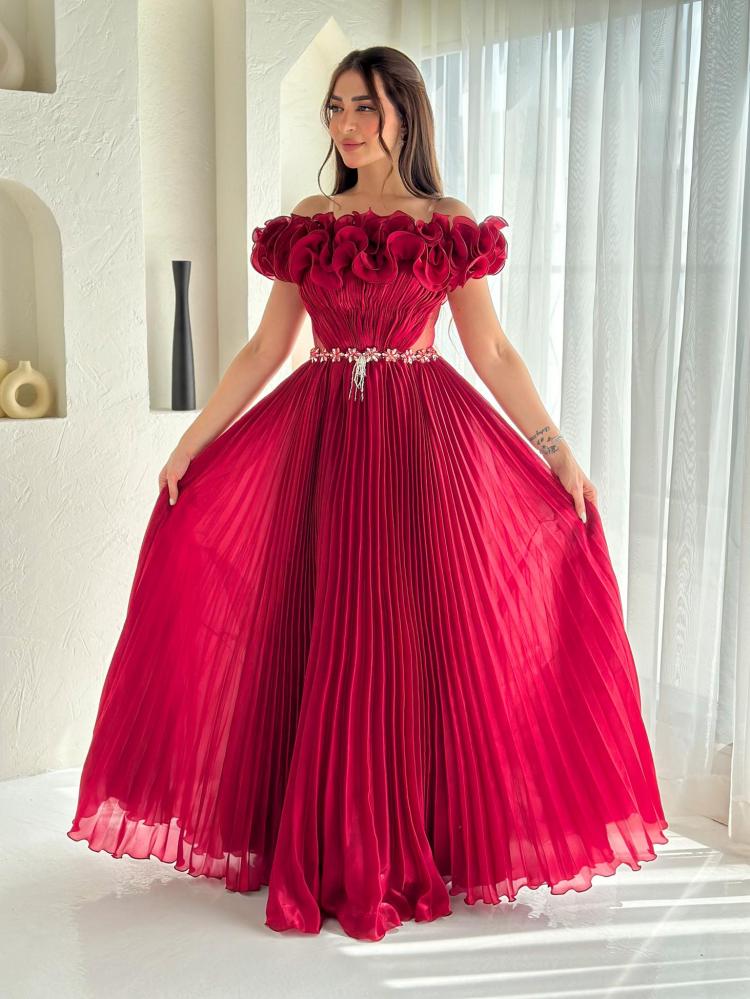 Organza pleated evening dress with 3D roses