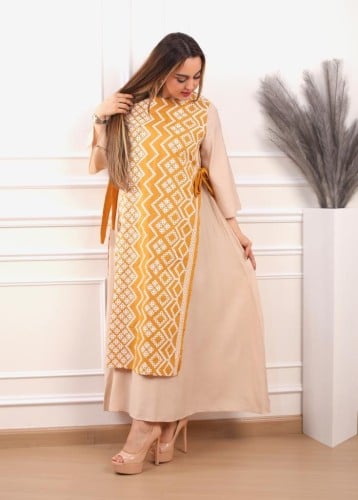 جلابية سهره قماش كريب وقطعه ترتر سهره على ربطه من...
