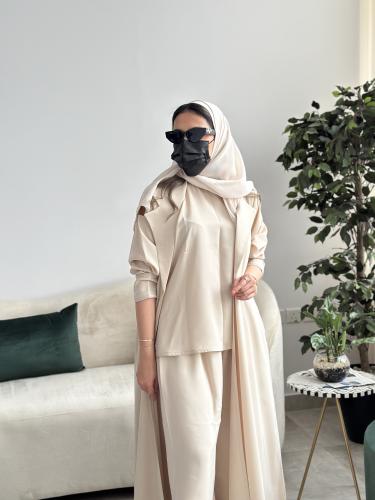 عباية بيج فاتح طقم